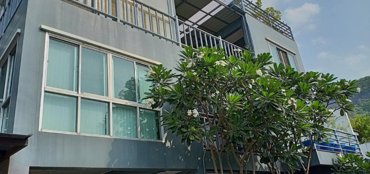 1St House Of Happiness At Khao Yai 1-4 Bed Open 1 Bedroom For Each 2 Adults Pakchong Ngoại thất bức ảnh