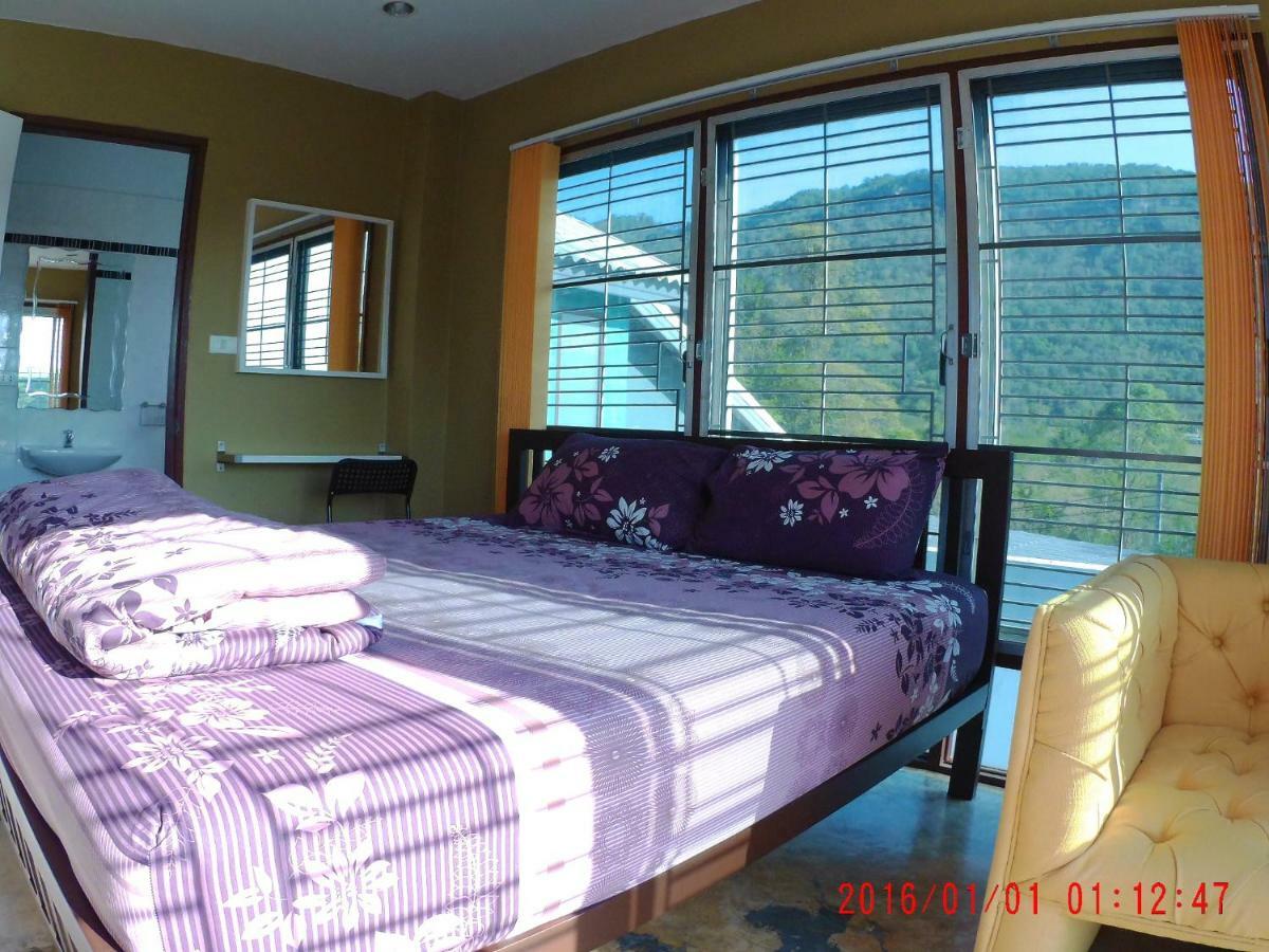 1St House Of Happiness At Khao Yai 1-4 Bed Open 1 Bedroom For Each 2 Adults Pakchong Ngoại thất bức ảnh