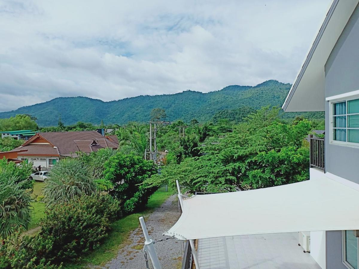 1St House Of Happiness At Khao Yai 1-4 Bed Open 1 Bedroom For Each 2 Adults Pakchong Ngoại thất bức ảnh